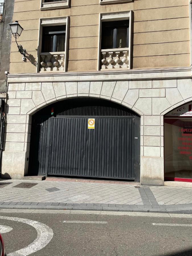 Las 5 Bes- Estudio Bed&Breakfast Valladolid Exterior photo