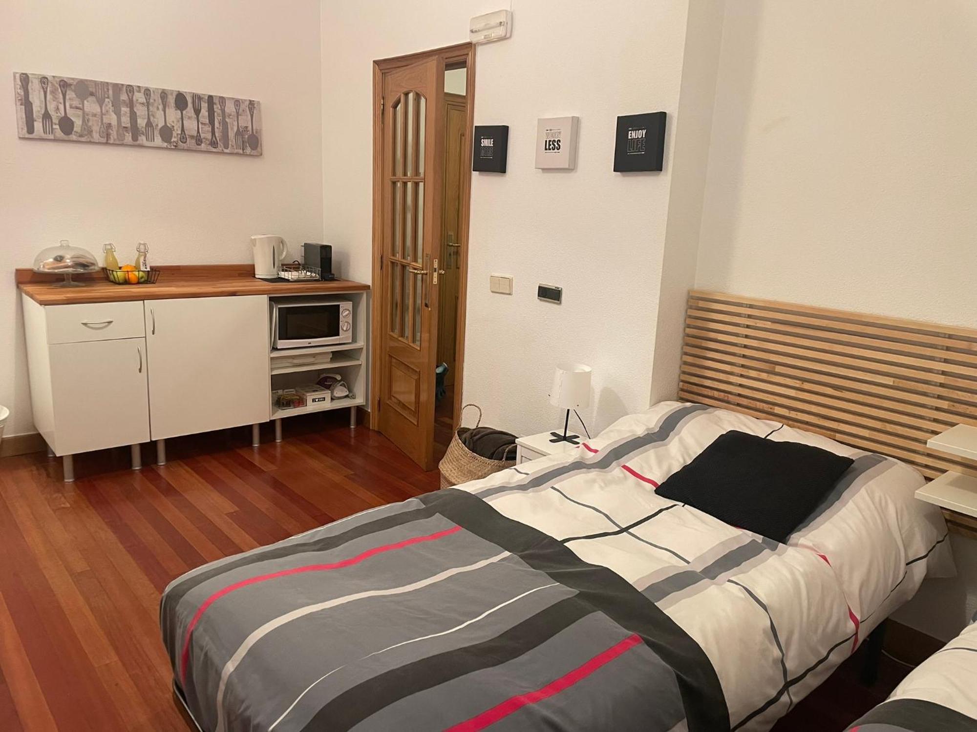 Las 5 Bes- Estudio Bed&Breakfast Valladolid Exterior photo